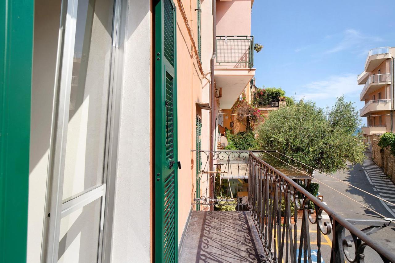 Casa Acqua Mare Parasio Imperia Exterior foto